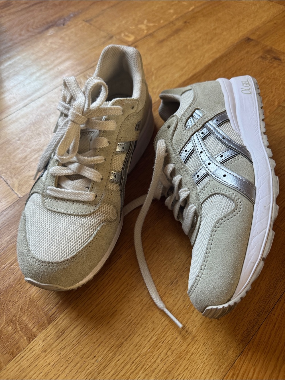 ASICS lite Gel Sneakers
